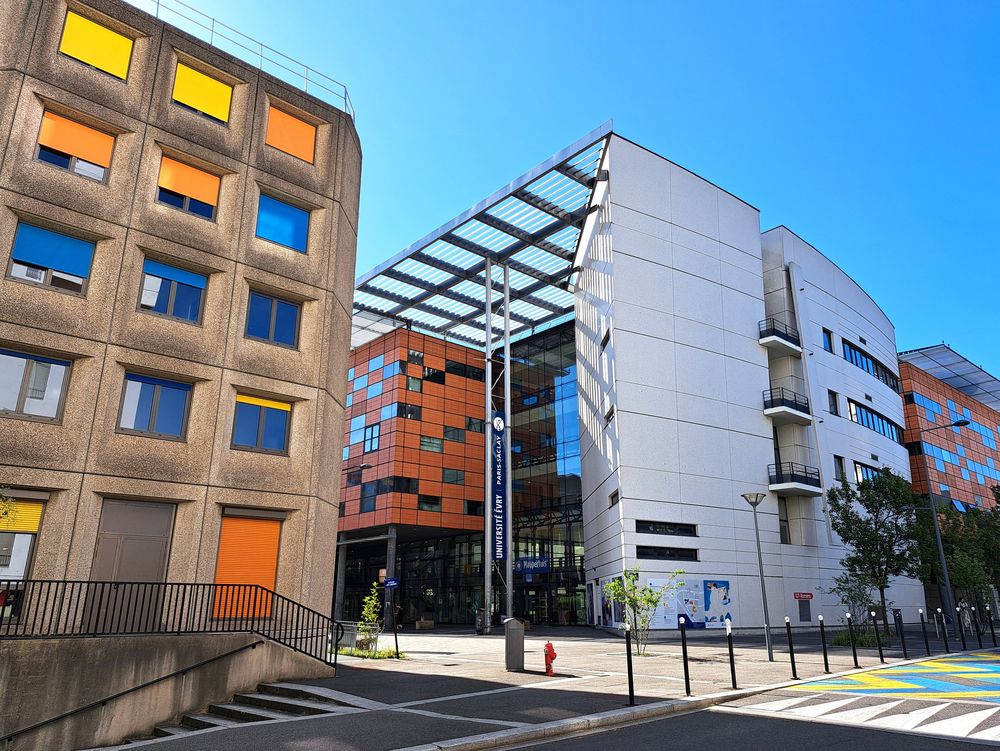 Une vue extérieure du bâtiment Maupertuis.