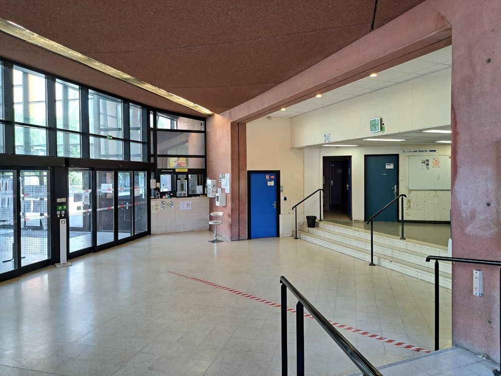 L'intérieur du Bâtiment des premiers cycles.