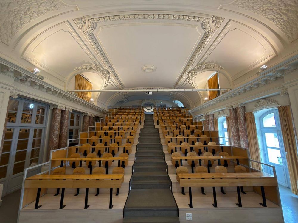 Vue intérieure de l'amphi