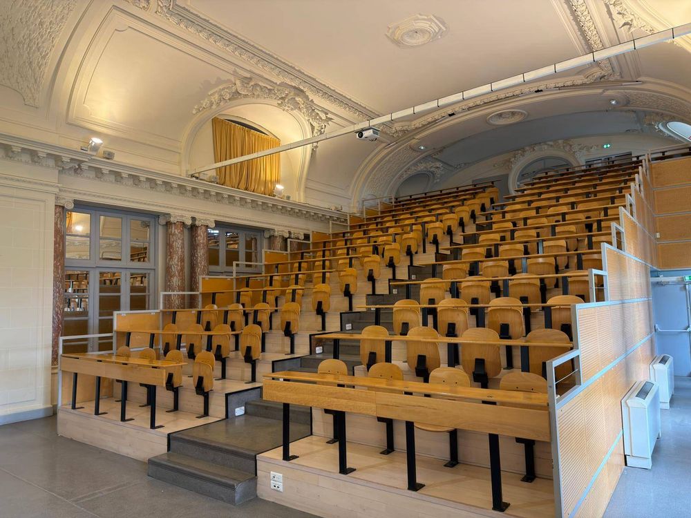 Vue intérieure de l'amphi