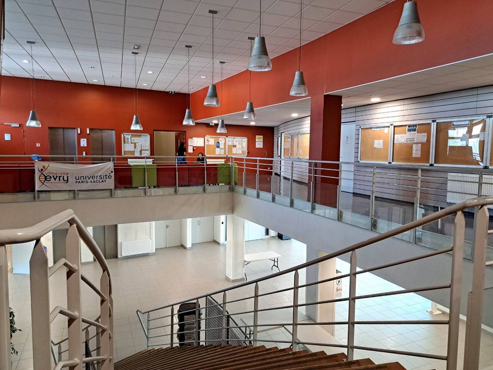 L'intérieur de l'IBGBI.