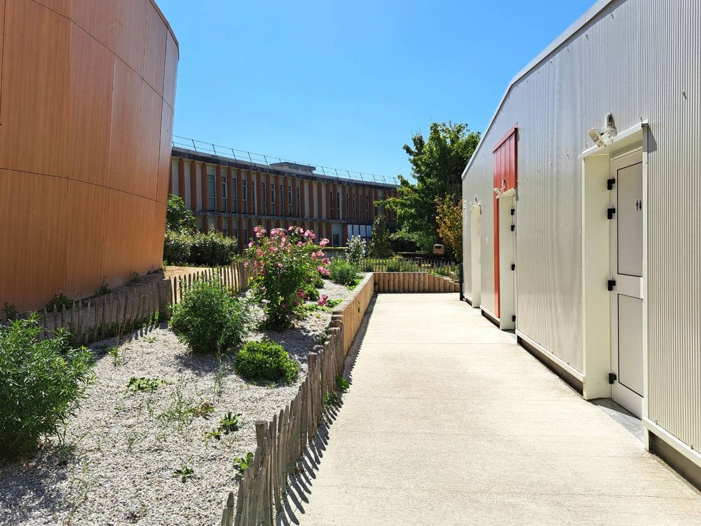 L'extérieur de l'IBGBI.