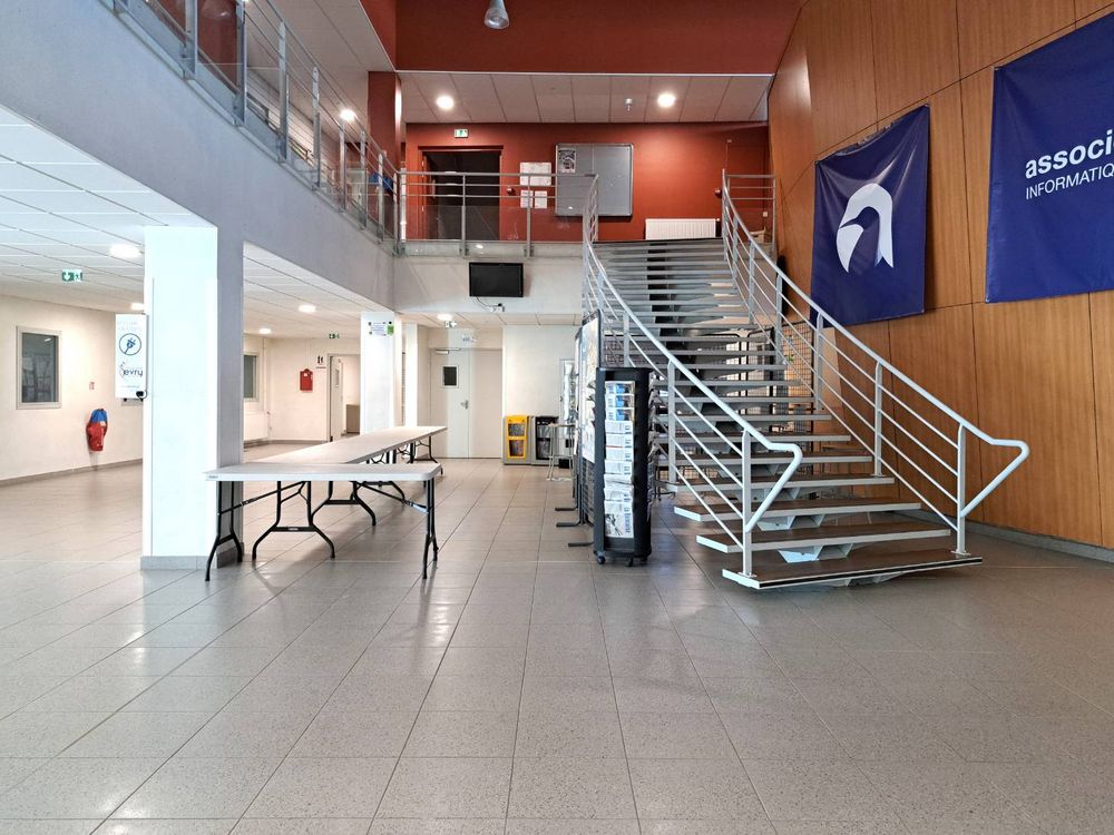 L'intérieur de l'IBGBI.