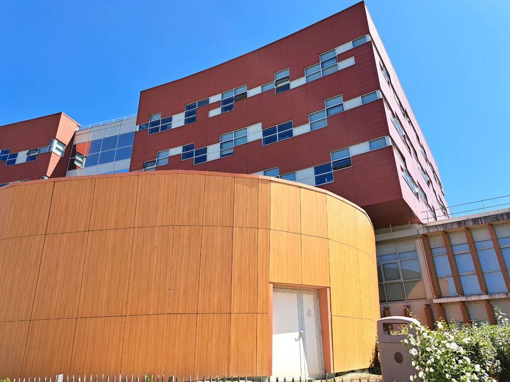 L'extérieur de l'IBGBI.