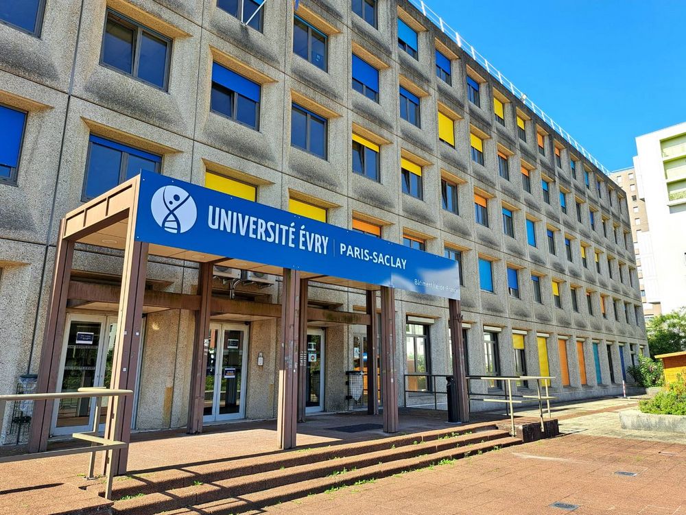 L'extérieur du bâtiment Ile-de-France.