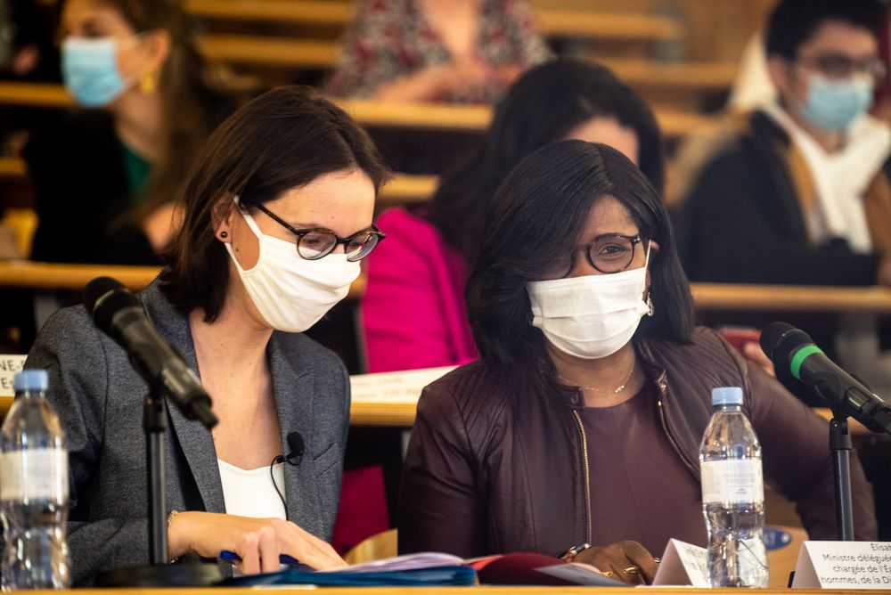 Amélie de Montchalin, Ministre de la Transformation et de la Fonction publiques et Élisabeth Moreno, Ministre déléguée auprès du Premier ministre, chargée de l'Égalité entre les femmes et les hommes, de la Diversité et de l'Égalité des chances